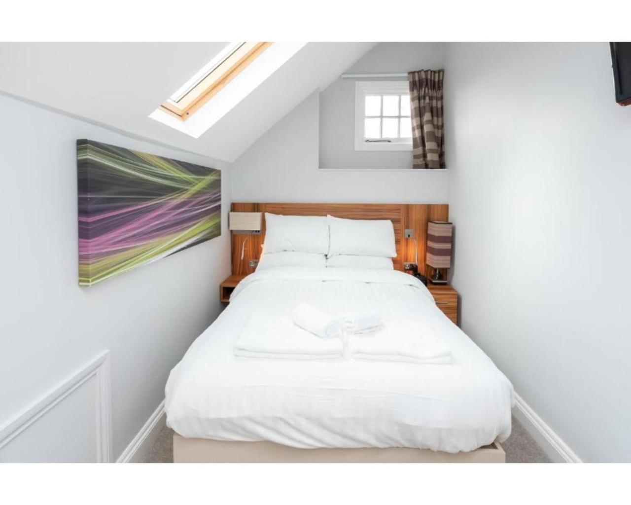 Uno Hotel Heathrow Windsor Слау Стая снимка